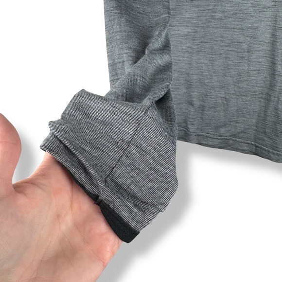 Voormi Hoodie Womens Medium Gray River Run Long Sleeve Base Layer Wool Blend Top - Picture 16 of 16